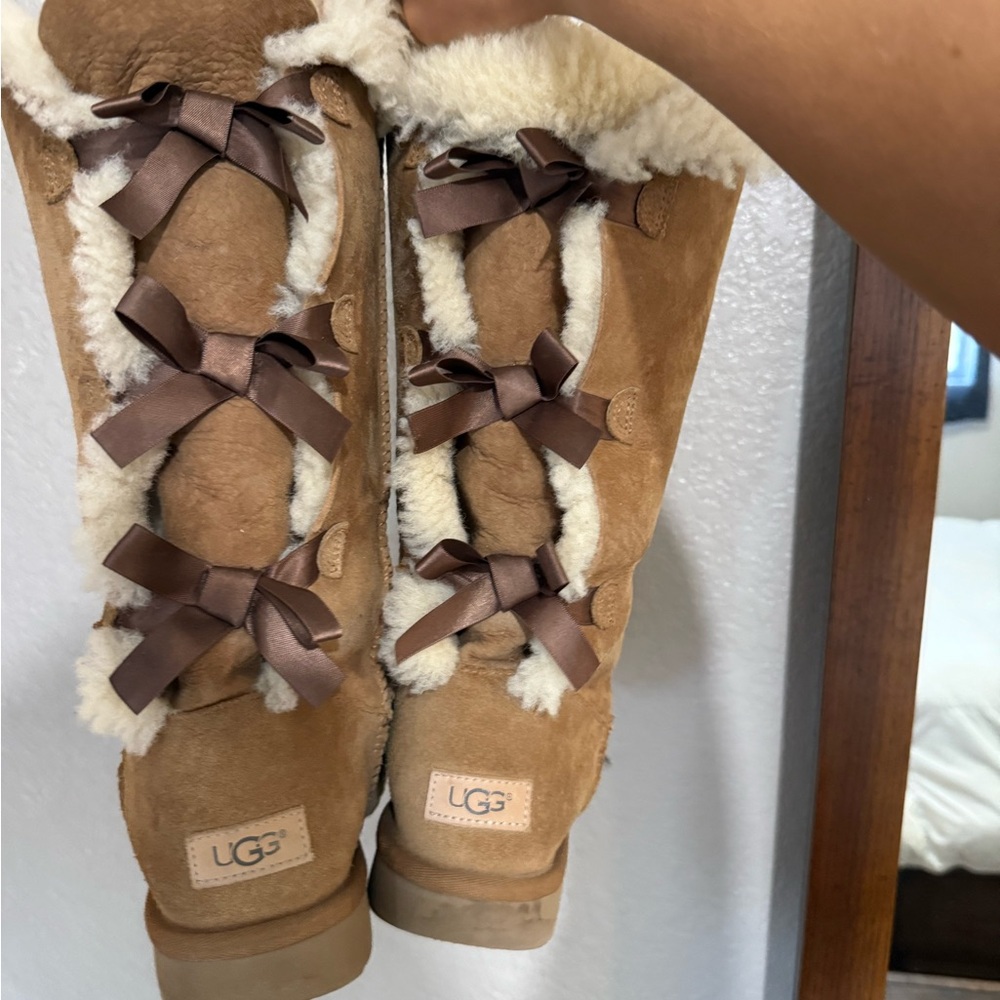 UGG Tan Boots with Shearling and Ribbon Accents